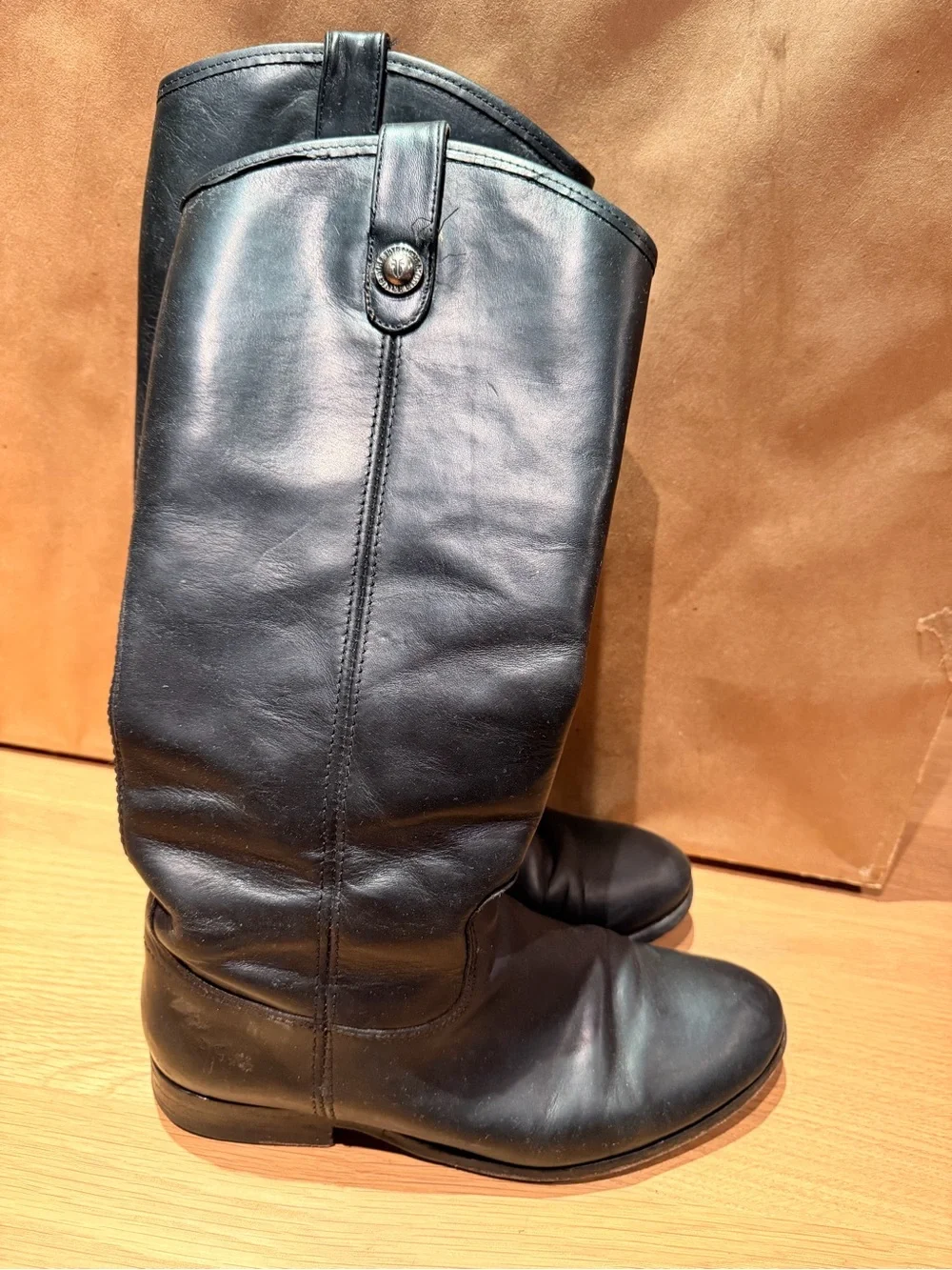 Frye Black MELISSA BUTTON 2 WIDE CALF